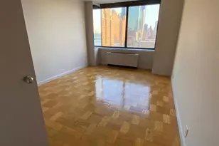 415 E 37th St, New York, NY 10016 - Photo 9