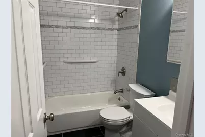 51 Whalers Cove, Babylon, NY 11702 - Photo 9