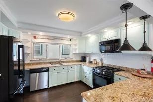 6 Charles Pl, Bayville, NY 11709 - Photo 5