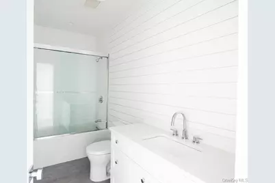 123 Sterling Avenue #2, Greenport, NY 11944 - Photo 5