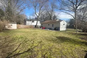 4 White Oak St, Middle Island, NY 11953 - Photo 9