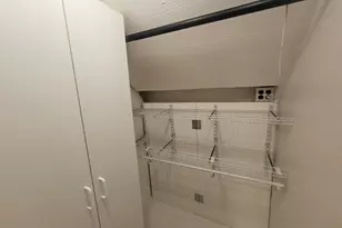 804 Hampshire Rd, Bay Shore, NY 11706 - Photo 5