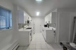 804 Hampshire Rd, Bay Shore, NY 11706 - Photo 11