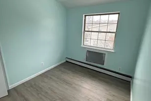 176-34 133rd Ave, Jamaica, NY 11434 - Photo 7