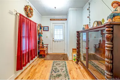 34 Boulevard Avenue, Greenlawn, NY 11740 - Photo 3
