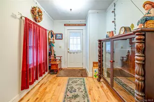 34 Boulevard Ave, Greenlawn, NY 11740 - Photo 3