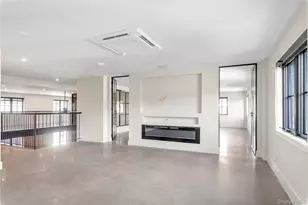 12 Roosevelt Ave, Roslyn, NY 11576 - Photo 17