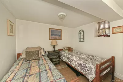 540 W Olive Street, Long Beach, NY 11561 - Photo 25