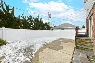 540 W Olive St, Long Beach, NY 11561 - Photo 29