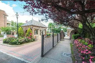 205-32 Brian Crescent, Bayside, NY 11360 - Photo 17