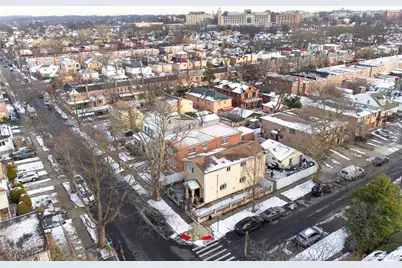 16602 76th Avenue, Fresh Meadows, NY 11366 - Photo 25