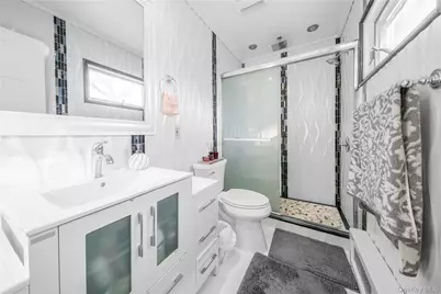 16602 76th Avenue, Fresh Meadows, NY 11366 - Photo 17