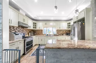 166-02 76th Ave, Fresh Meadows, NY 11366 - Photo 5