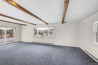 26 Pinetree Lane, Roslyn Heights, NY 11577 - Photo 15