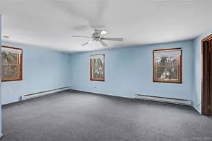 26 Pinetree Ln, Roslyn Heights, NY 11577 - Photo 21