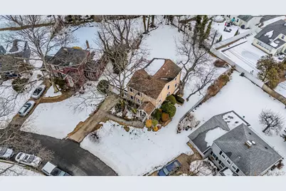 26 Pinetree Lane, Roslyn Heights, NY 11577 - Photo 29