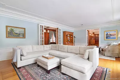 4610 Boston Post Road, Pelham, NY 10803 - Photo 7