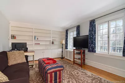 4610 Boston Post Road, Pelham, NY 10803 - Photo 29