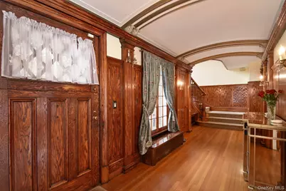 4610 Boston Post Road, Pelham, NY 10803 - Photo 5