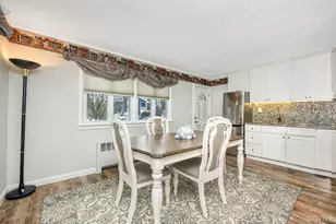 17 Willis Ave, Ronkonkoma, NY 11779 - Photo 7