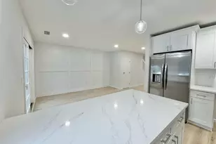 46 Blue Point Rd E, Holtsville, NY 11742 - Photo 7