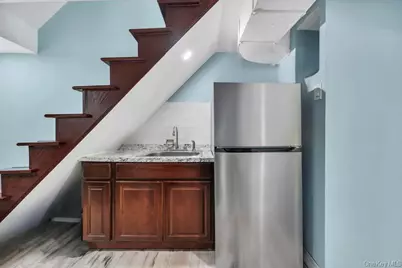 280 Balcom Avenue, Bronx, NY 10465 - Photo 17