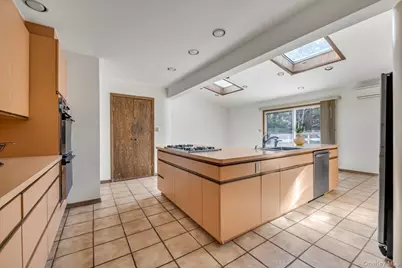 23 Madison, Jericho, NY 11753 - Photo 9