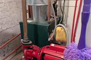 89-06 218th St, Queens Village, NY 11427 - Photo 13