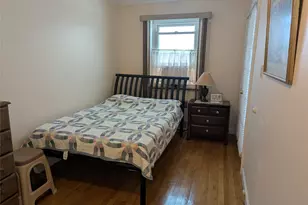 89-06 218th St, Queens Village, NY 11427 - Photo 17