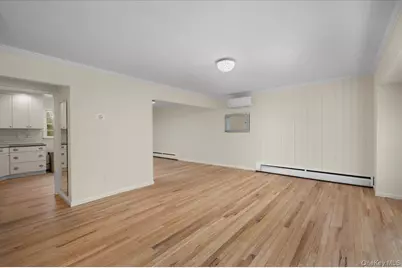 146 N Lincoln Street, Pearl River, NY 10965 - Photo 5