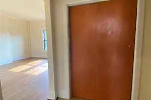 176 Colonial Pkwy, Yonkers, NY 10710 - Photo 11