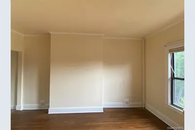 176 Colonial Parkway #2N, Yonkers, NY 10710 - Photo 9