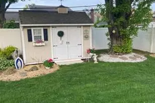 270 Nancy Dr, East Meadow, NY 11554 - Photo 13