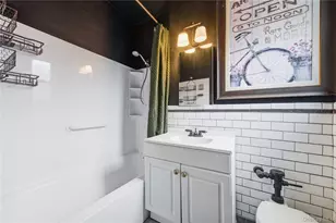 141 Woodmere Blvd, Woodmere, NY 11598 - Photo 9