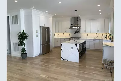 2661 Hyacinth Street, Westbury, NY 11590 - Photo 5