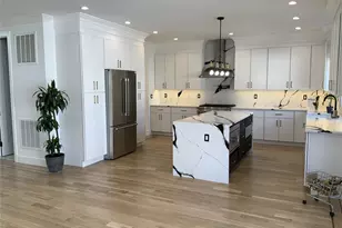 2661 Hyacinth St, Westbury, NY 11590 - Photo 5