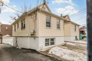 3302 Bronxwood Ave, Bronx, NY 10469 - Photo 3