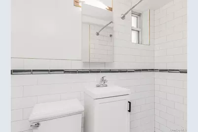 3302 Bronxwood Avenue, Bronx, NY 10469 - Photo 21