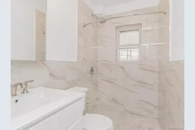 3302 Bronxwood Avenue, Bronx, NY 10469 - Photo 11