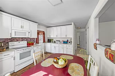 183 Mark Tree Road, Centereach, NY 11720 - Photo 7