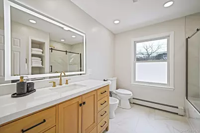 220 Oakdale Bohemia Road, Bohemia, NY 11716 - Photo 13