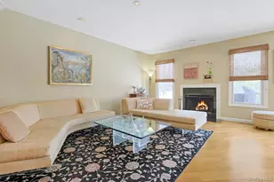 1303 Regent Dr, Mount Kisco, NY 10549 - Photo 3