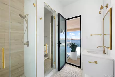 1990 Bay Boulevard, Atlantic Beach, NY 11509 - Photo 11