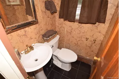 338 Pond Path, East Setauket, NY 11733 - Photo 21