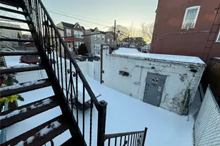 2025 Hobart Ave, Bronx, NY 10461 - Photo 13