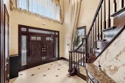 582 Atlantic Avenue, Lawrence, NY 11559 - Photo 3