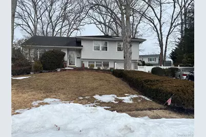 31 Seton Court, Old Bethpage, NY 11804 - Photo 5