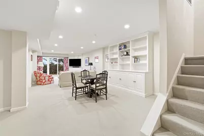 12 Brook Hills Circle, White Plains, NY 10605 - Photo 29