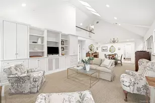 12 Brook Hills Cir, White Plains, NY 10605 - Photo 7