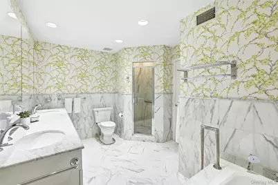 12 Brook Hills Circle, White Plains, NY 10605 - Photo 19